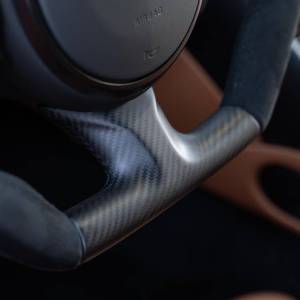 Aston Martin DBS 770 ULTIMATE COUPE