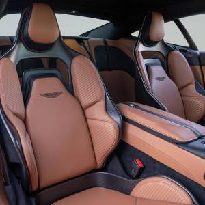 Aston Martin DBS 770 ULTIMATE COUPE