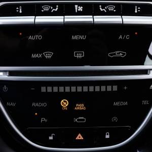 Aston Martin DBS Superleggera