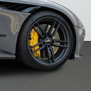 Aston Martin DBS Superleggera 5.2 V12