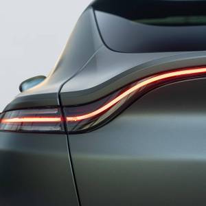 Aston Martin DBX 4.0 V8 TWIN TURBO