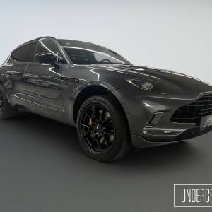 Aston Martin DBX AM8 550PS