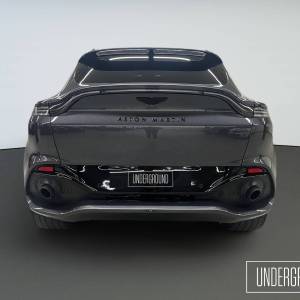 Aston Martin DBX AM8 550PS