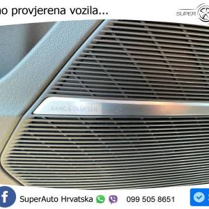 Audi Q8 55 TFSIe quattro Aut. S line 381 KS, ZRAČNI+MATRIX+LED+KAM+GR SJED+HEAD