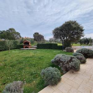 Banjole, nova, moderna samostojeća vila.