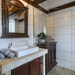 Barban, kuća za odmor s bazenom