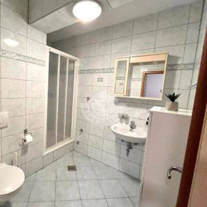 Baška Voda, Kuća 14 Soba, 633 m2, 500 m od Mora