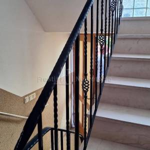 BIBINJE-DVOKATNICA 389 m2, 4 APARTMANA, OTVOREN POGLED NA MORE!