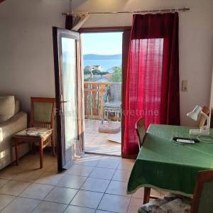 BIBINJE-DVOKATNICA 389 m2, 4 APARTMANA, OTVOREN POGLED NA MORE!