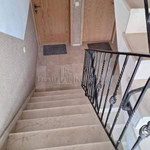 BIBINJE-DVOKATNICA 389 m2, 4 APARTMANA, OTVOREN POGLED NA MORE!