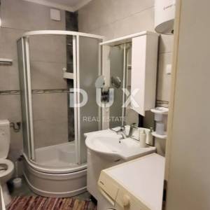 BIOGRAD NA MORU - kuća u centru grada