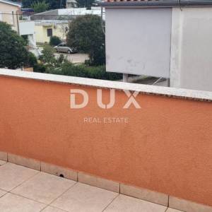 BIOGRAD NA MORU - kuća u centru grada