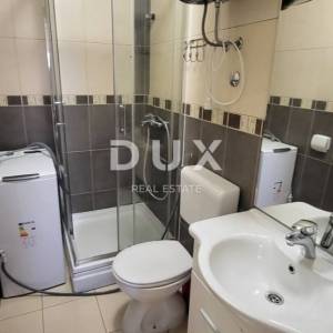 BIOGRAD NA MORU - kuća u centru grada