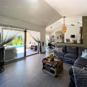 Blizina Barbana. Ekskluzivna ponuda, samo u našoj aganciji! Dvije, nove dvojne kuće, idealno jedna za življenje a druga za rent...