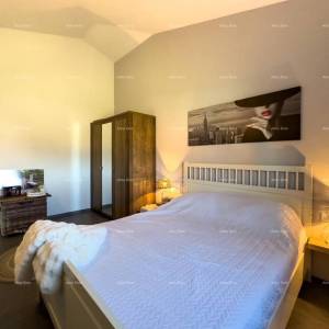 Blizina Barbana. Ekskluzivna ponuda, samo u našoj aganciji! Dvije, nove dvojne kuće, idealno jedna za življenje a druga za rent...