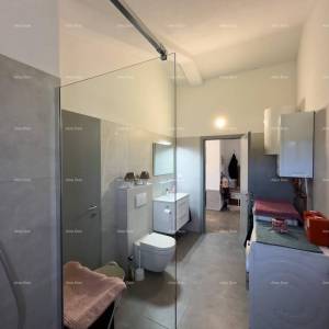 Blizina Barbana. Ekskluzivna ponuda, samo u našoj aganciji! Dvije, nove dvojne kuće, idealno jedna za življenje a druga za rent...