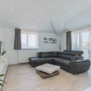 Blizina Medulinskih hotela, namješten i odmah useljiv apartman.