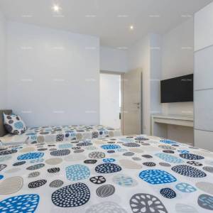 Blizina Medulinskih hotela, namješten i odmah useljiv apartman.