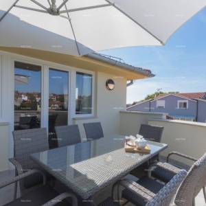 Blizina Medulinskih hotela, namješten i odmah useljiv apartman.