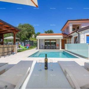 Blizina Novigrada, nova kuća sa bazenom.
