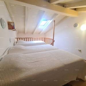 Blizina Pule ! Kuća s bazenom! Banjole Volme.