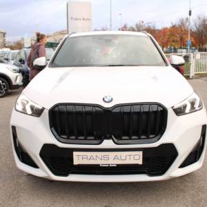 BMW X1 xDrive 23i M-Paket *HARMAN KARDON, LED, KAMERA, NAVIGACIJA*