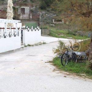 Brač, Bobovišća kuća prizemlje i roh bau potkrovlje 204 m2