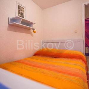 Brač, Bobovišća prodaja dvojna kamena kuća