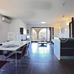 Brač, luksuzna kuća u prvom redu