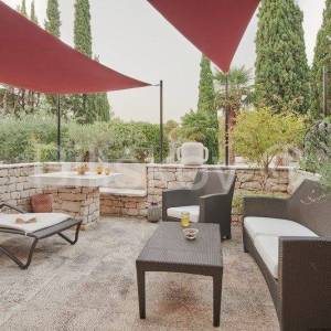 Brač, luksuzna vila – 1 red uz more! 