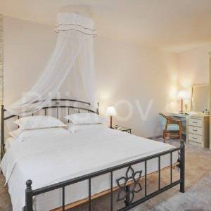 Brač, luksuzna vila – 1 red uz more! 