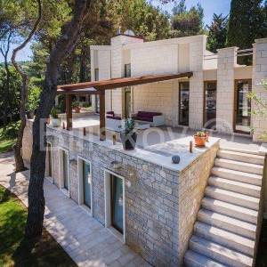 Brač, luksuzna vila