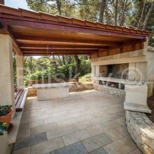 Brač, luksuzna vila