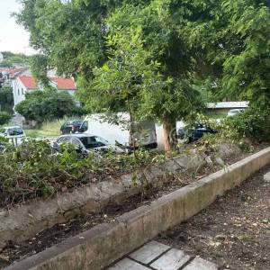 Brač, Milna, prodaja kamena kuća, centar, 50m od mora