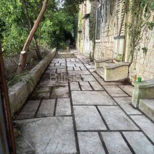 Brač, Milna, prodaja kamena kuća, centar, 50m od mora