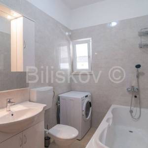 Brač, prodaja kuća 6 apartmana, otvoren pogled