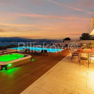 Brač, prodaja, vila, bazen, otvoren pogled