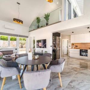 Brač, prodaja, vila, bazen, otvoren pogled