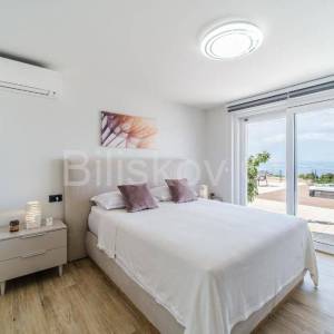 Brač, prodaja, vila, bazen, otvoren pogled