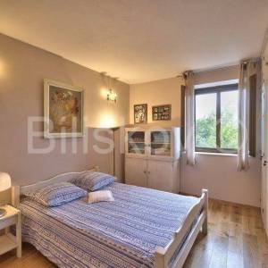 Brač, Splitska 2 kuće, bazen, okućnica 1000 m2, 150m od mora 