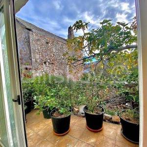 Brač, Supetar dvojna renovirana kuća u centru