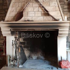 Brač, Supetar, prodaja kuća, centar, 100m od plaže