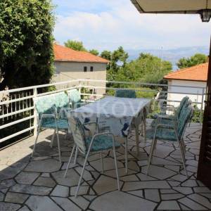 Brač, Supetar, prodaja kuća, centar, 100m od plaže