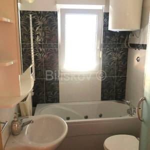 Brda Split dugoročan najam parking