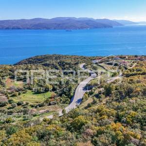 Brestova, građevinsko zemljište s pogledom na more