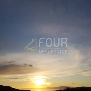 Bribir, kuća s bazenom, 175m2