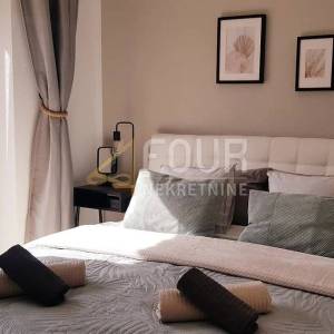 Bribir, kuća s bazenom, 175m2