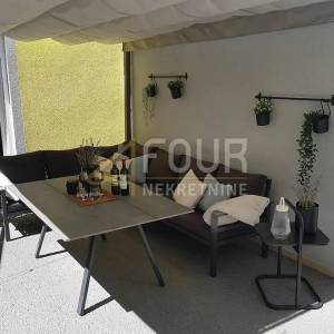 Bribir, kuća s bazenom, 175m2