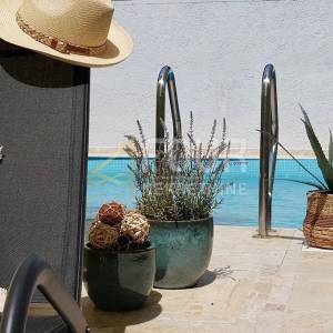 Bribir, kuća s bazenom, 175m2