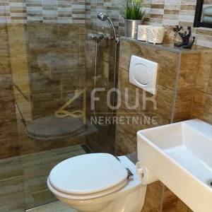 Bribir, kuća s bazenom, 175m2